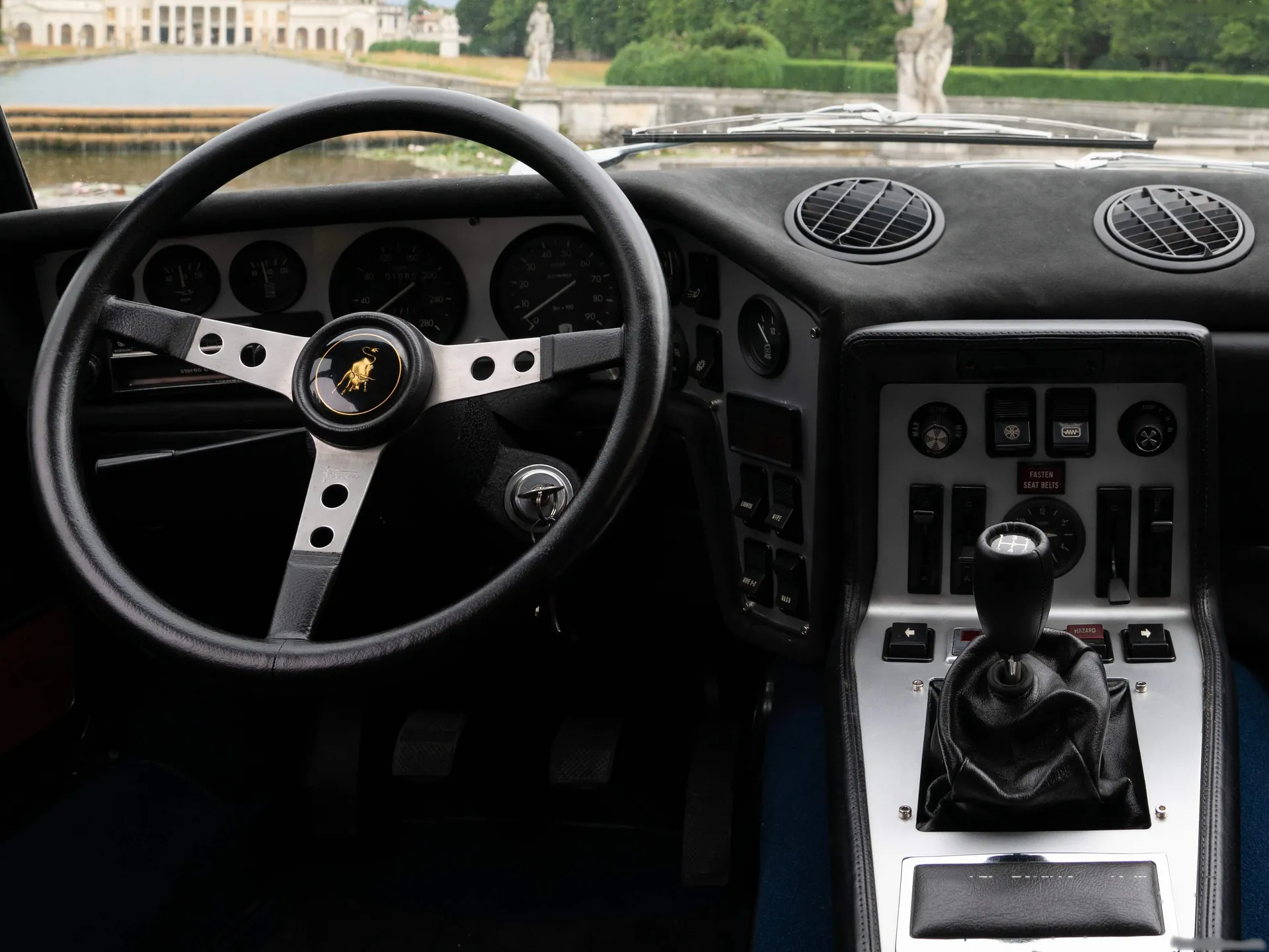 Lamborghini Espada (1968) – interiér