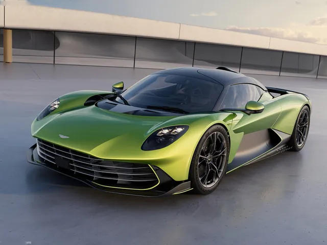 Aston Martin Valhalla (2026)