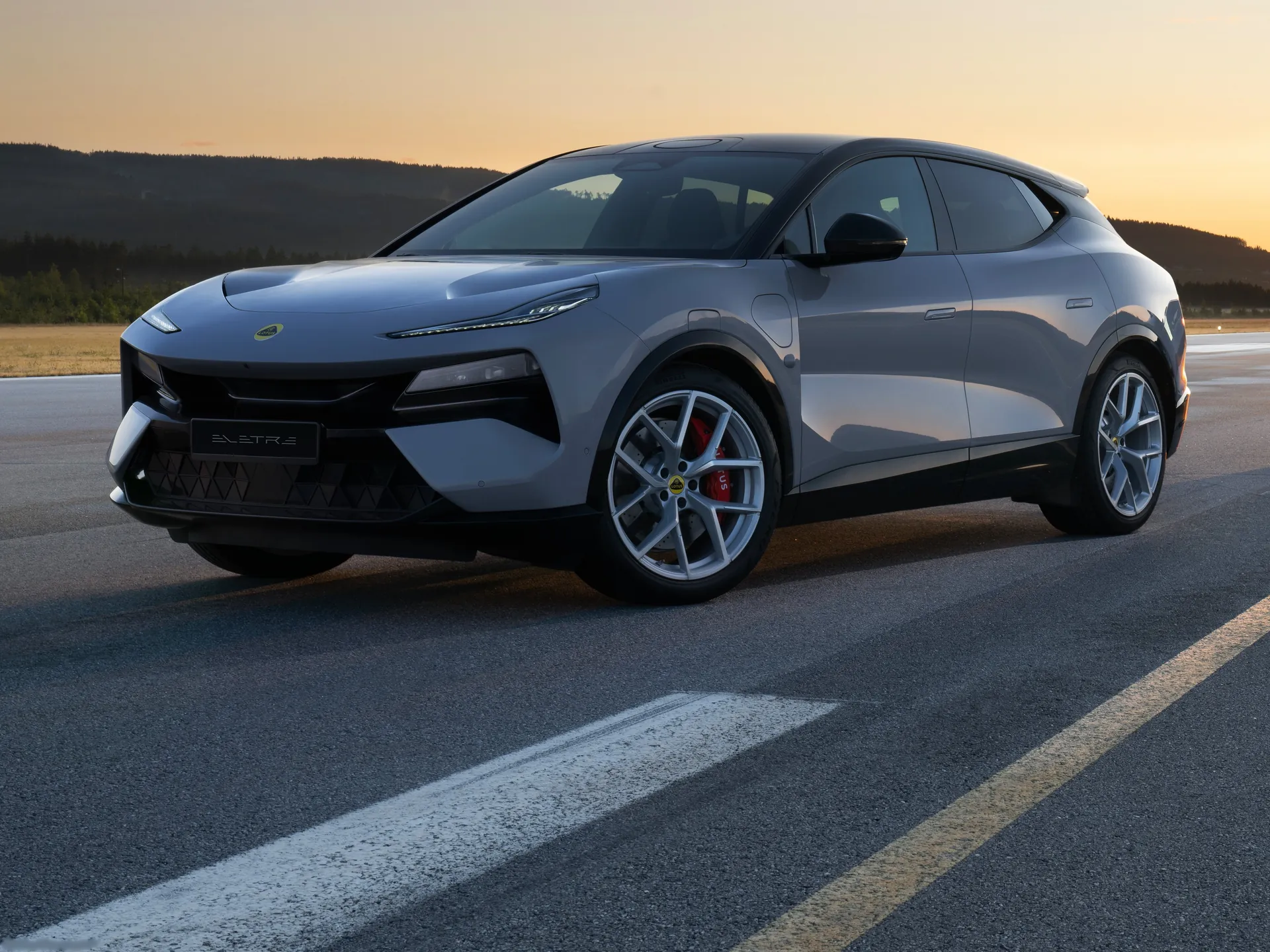 Lotus Eletre (2023)