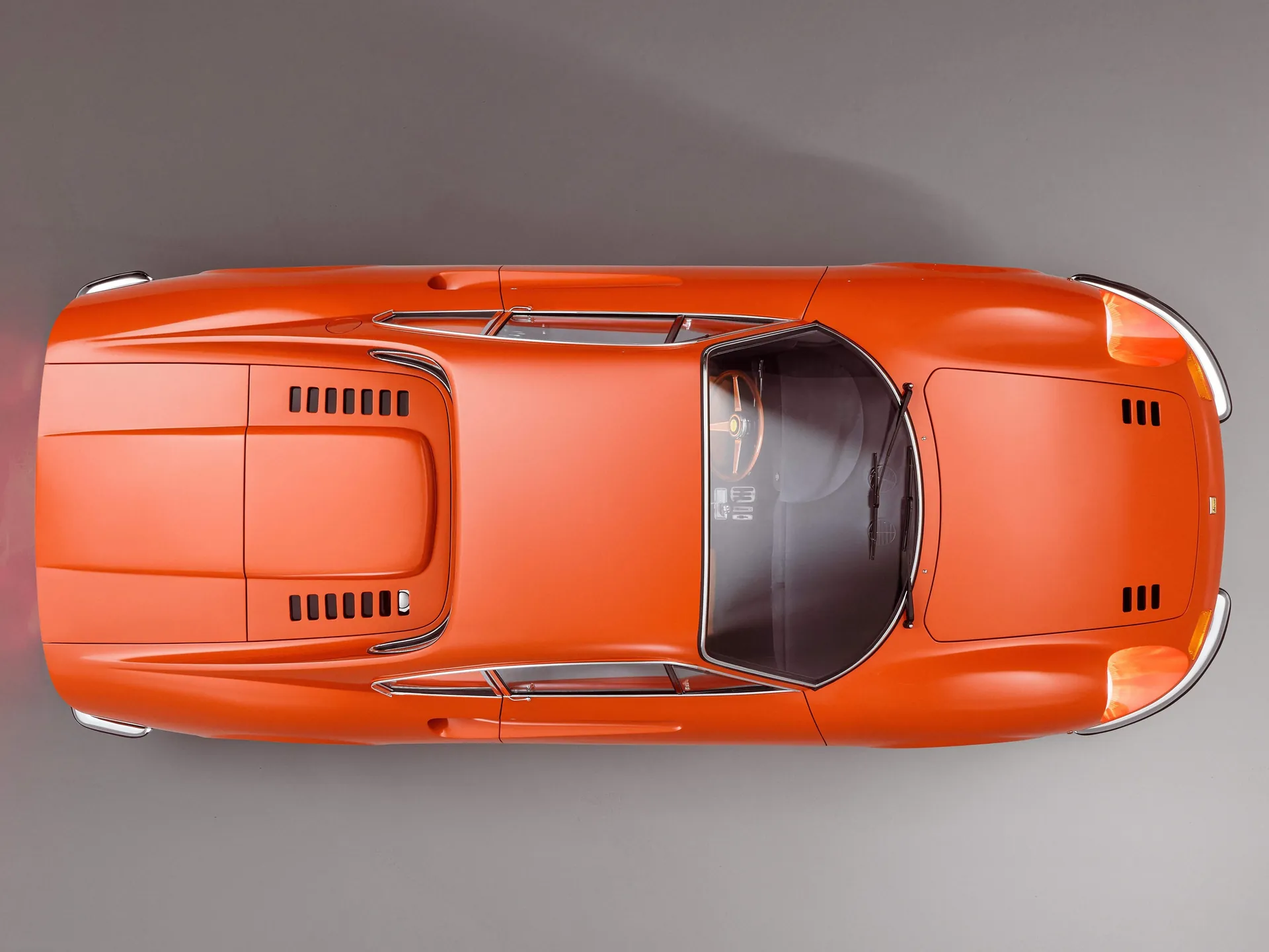 Ferrari Dino 246 GT L (1969) – pohled shora