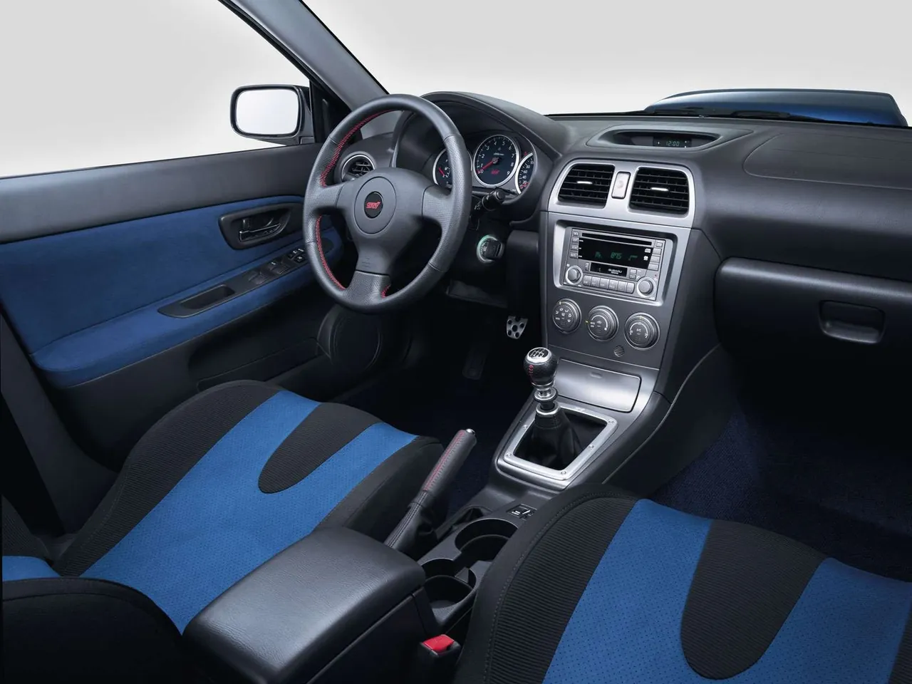 Subaru Impreza WRX STi (2004) – interiér