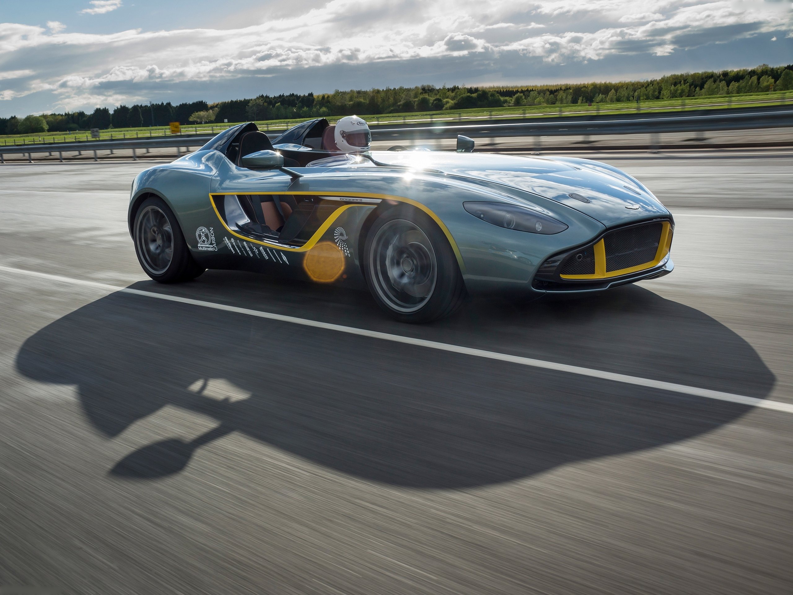 Aston Martin CC100 Speedster Concept (2013)