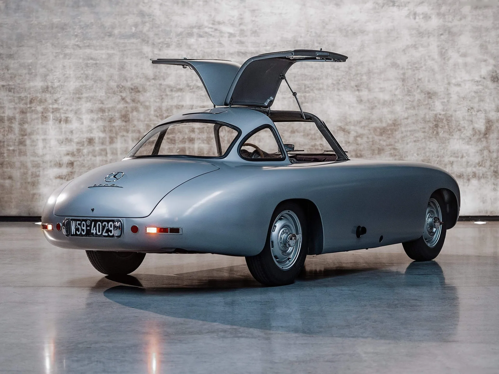 Mercedes-Benz 300 SL (1952) - Rear Three-Quarter