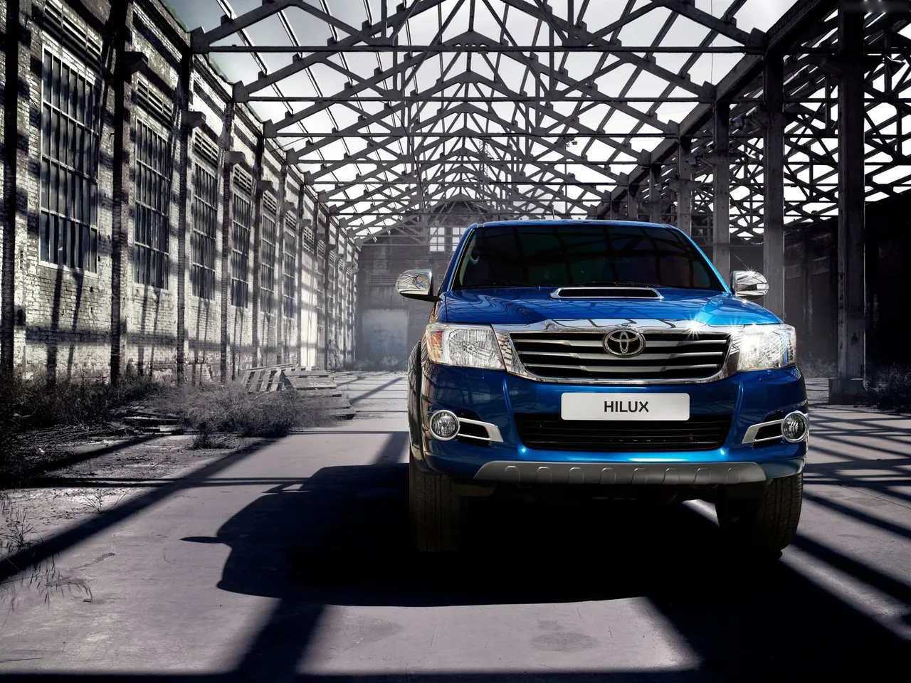 Toyota Hilux Invincible (2014) – zepředu