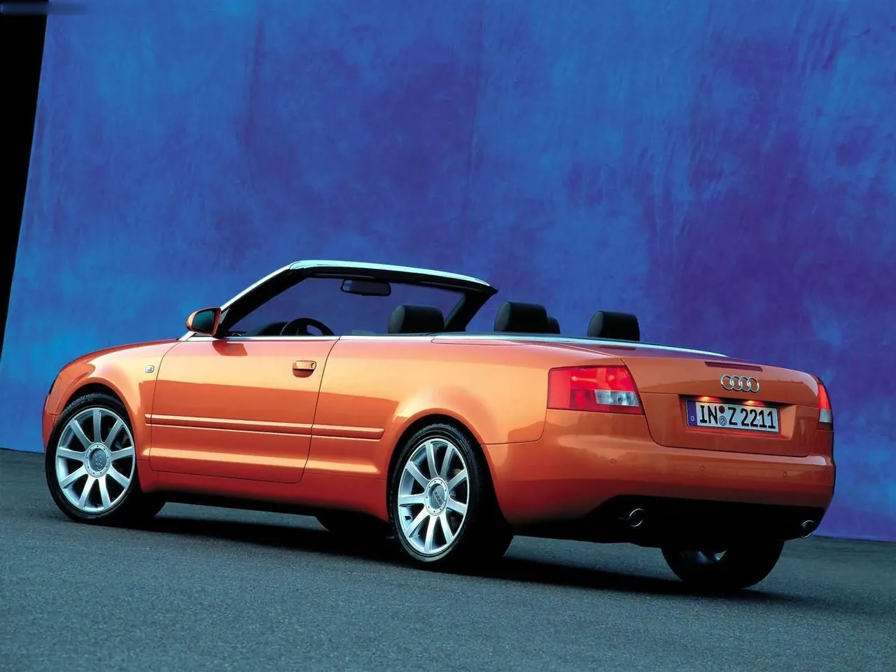Audi A4 Cabriolet (2002) – zadní tříčtvrteční pohled