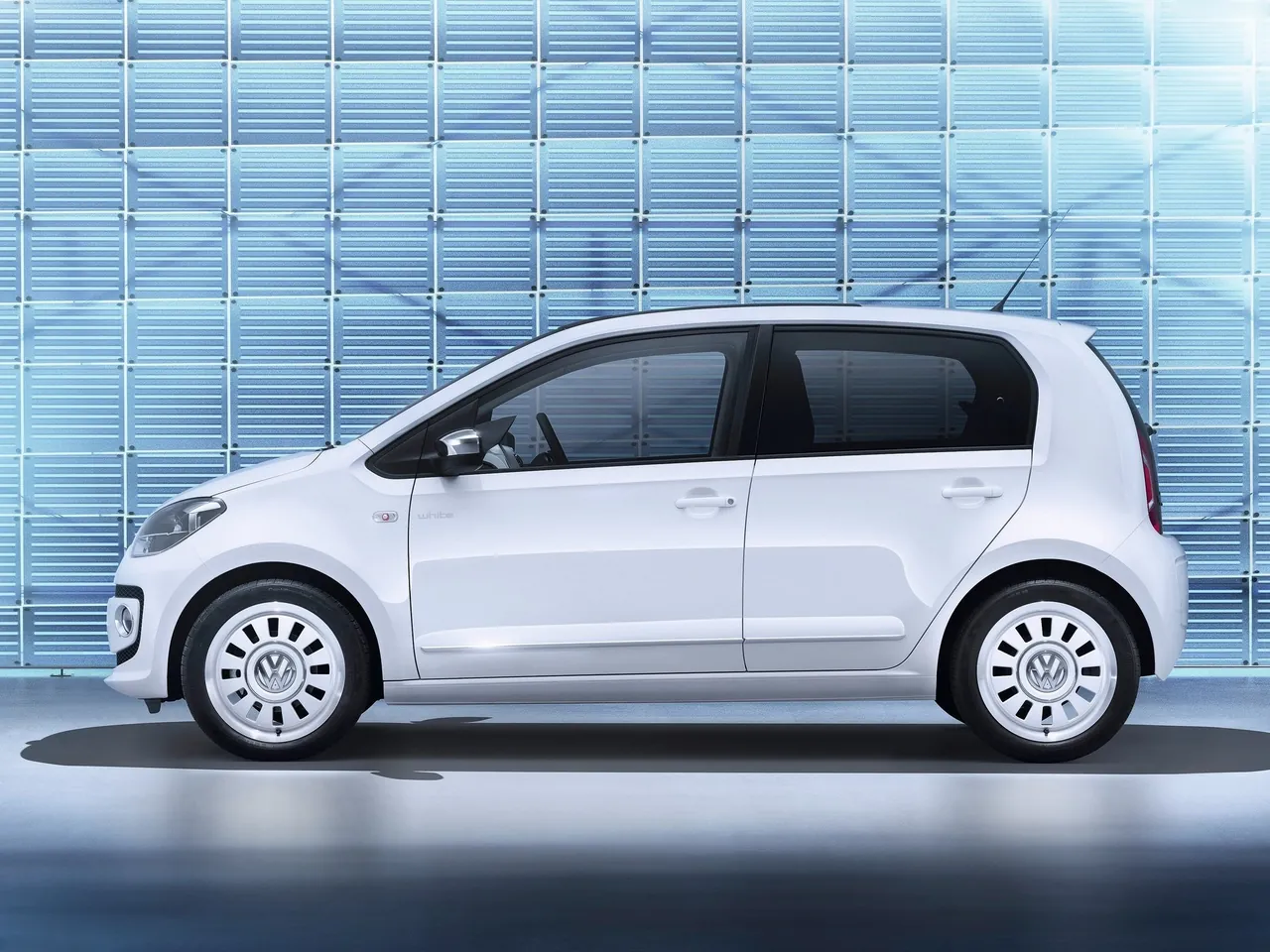 Volkswagen Up 4-door (2013) - Side Profile