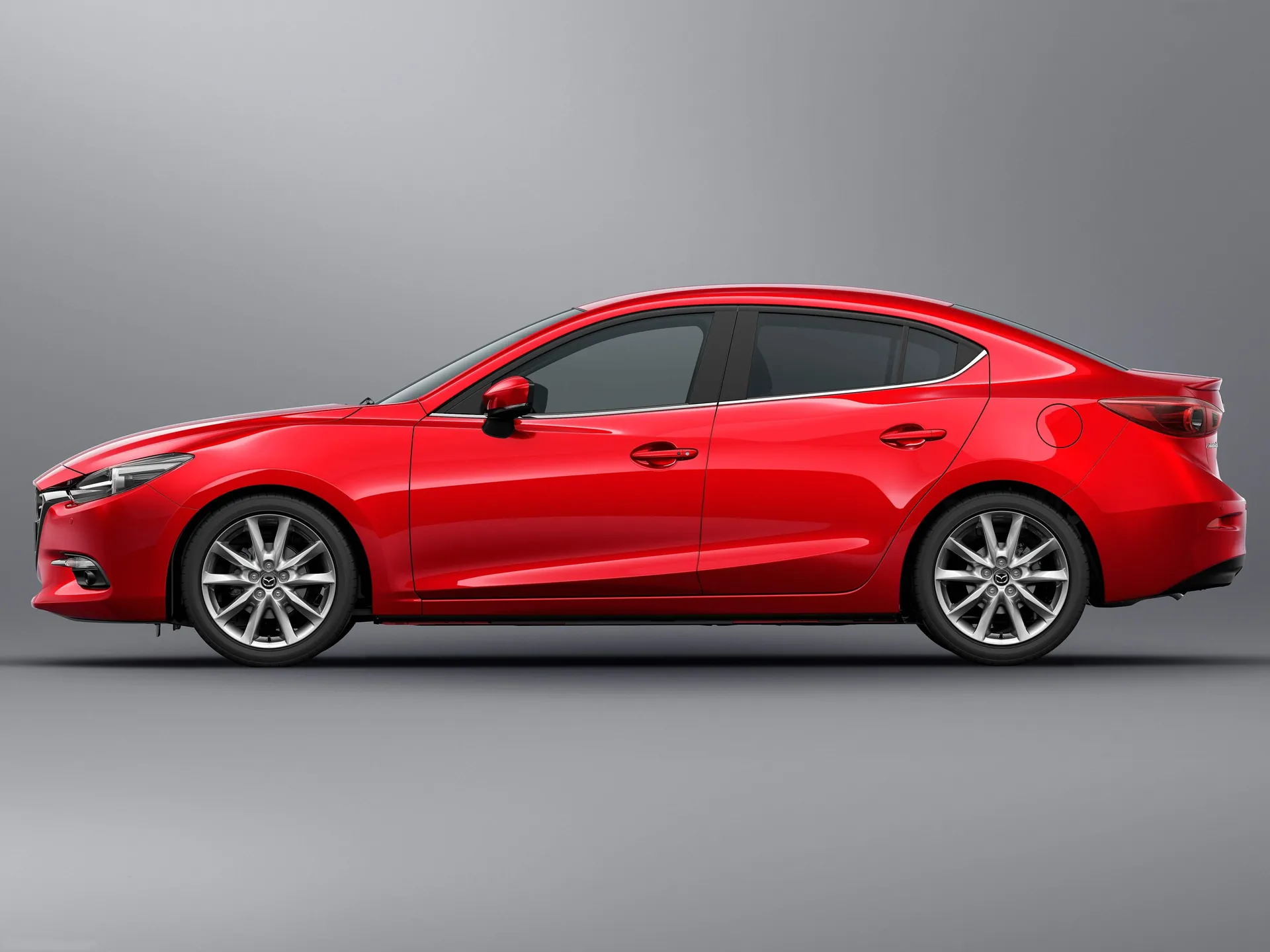 Mazda 3 Sedan (2017) – boční profil