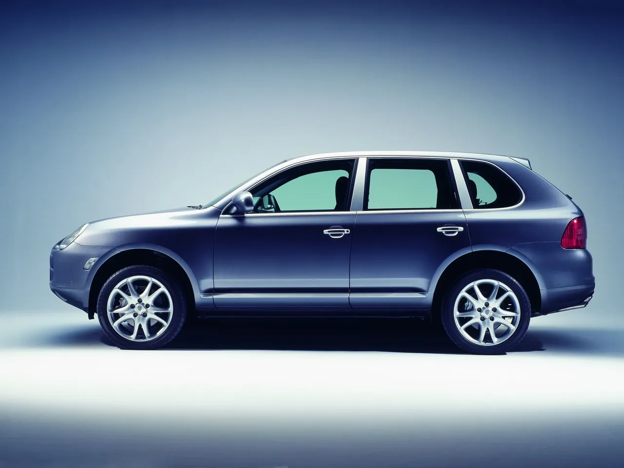 Porsche Cayenne S (2004) - Side Profile