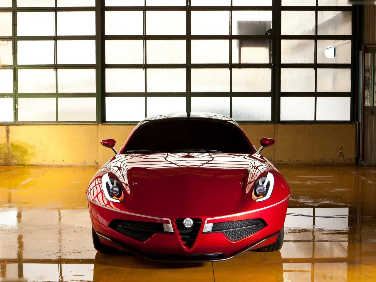 Alfa Romeo Disco Volante Touring Concept (2012) – zepředu