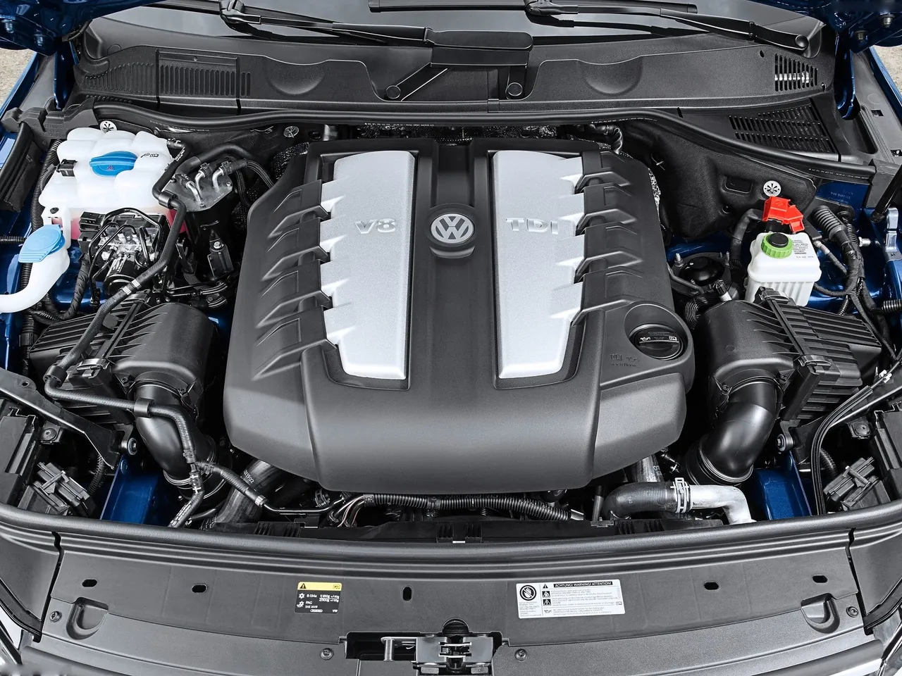 Volkswagen Touareg (2015) - Engine Bay