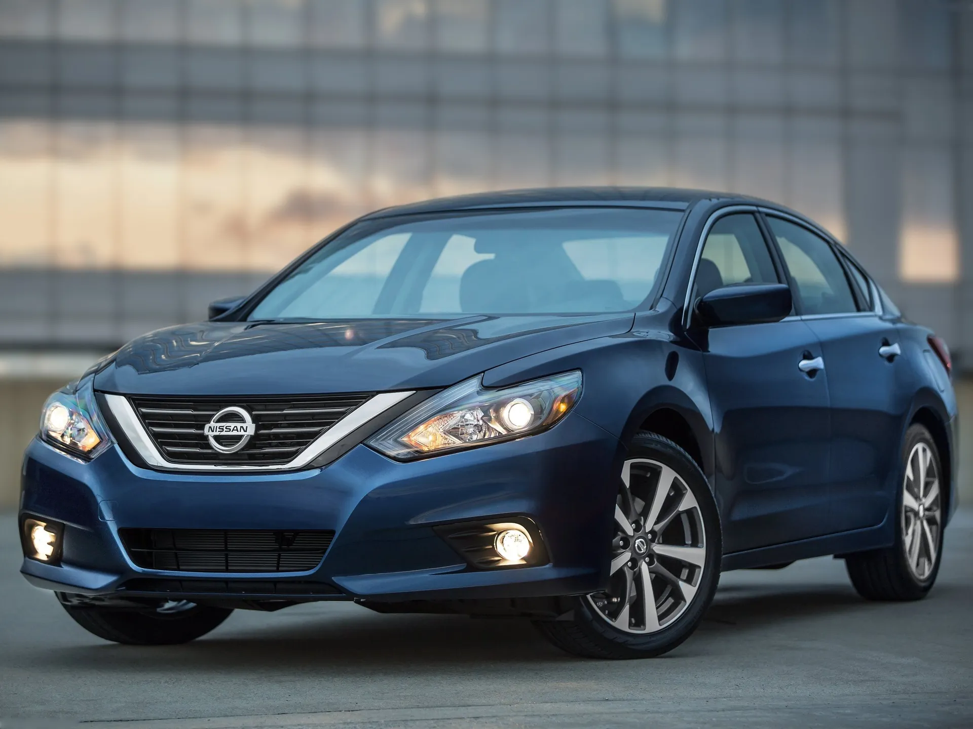 Nissan Altima SR (2016)