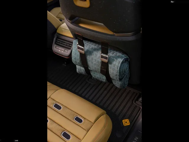 Rivian R3X (2027)