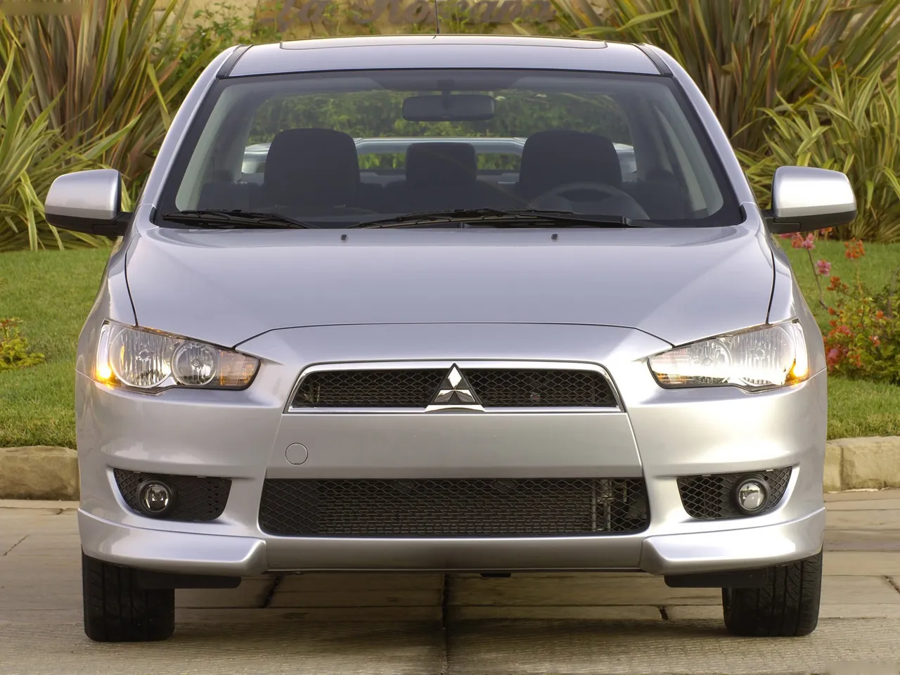 Mitsubishi Lancer (2008) – zepředu