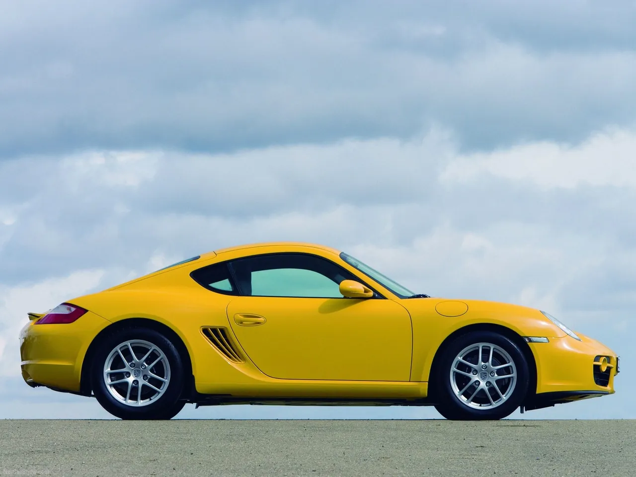 Porsche Cayman (2007) - Side Profile