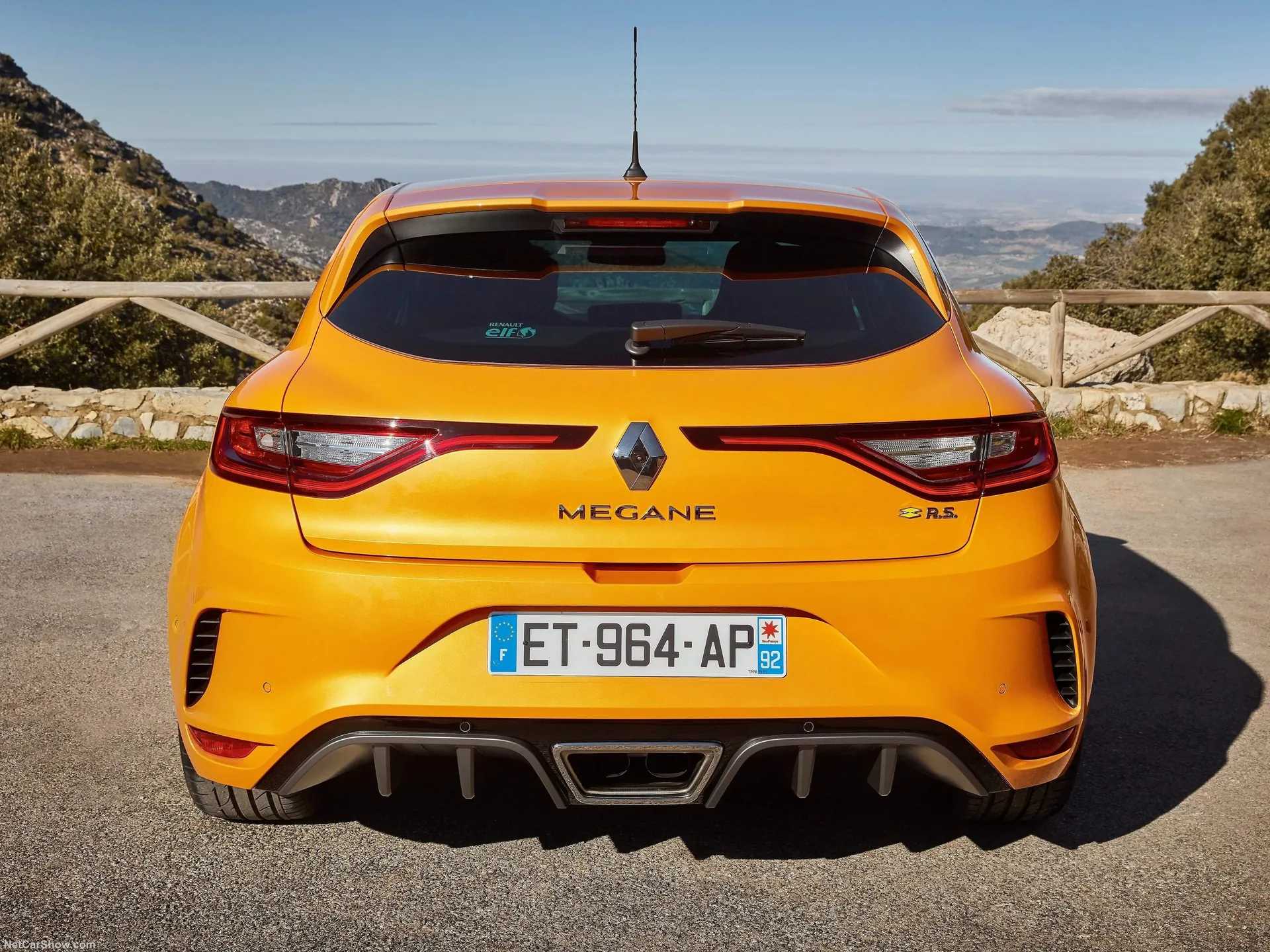 Renault Megane RS (2018) – zezadu