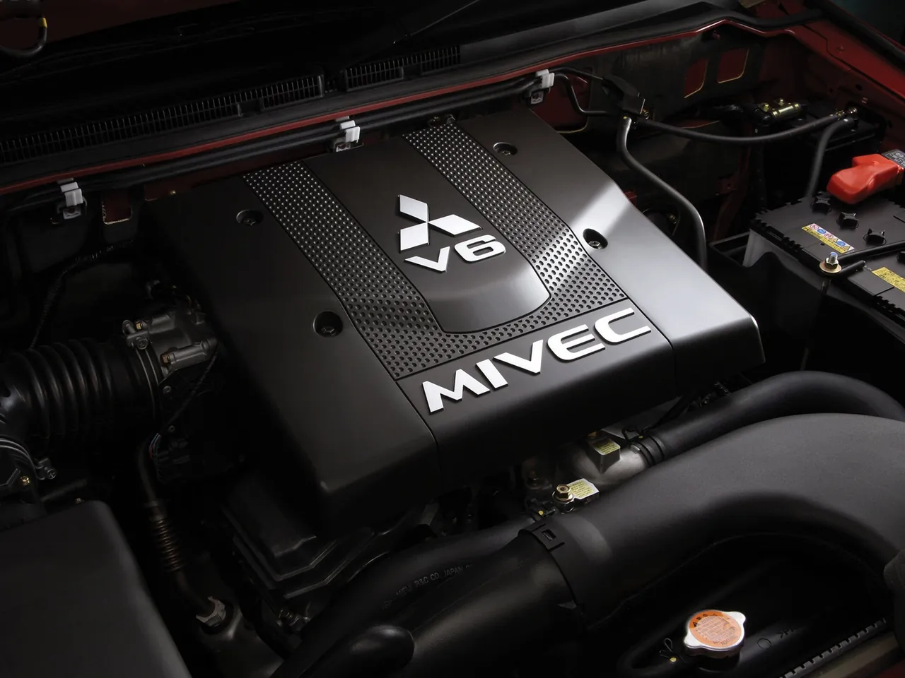 Mitsubishi Pajero European Specs (2007) - Engine Bay