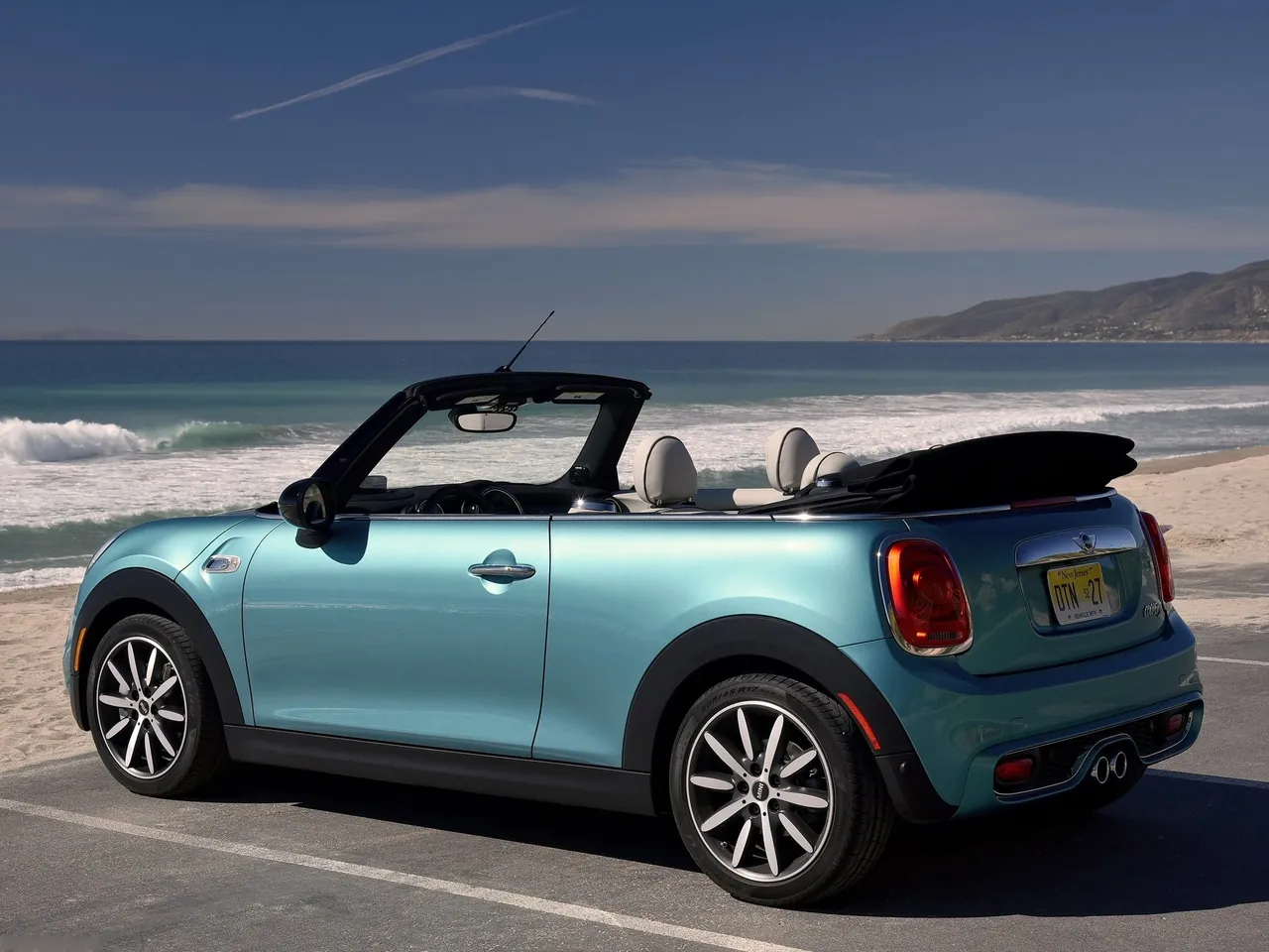 Mini Convertible (2016) – zadní tříčtvrteční pohled