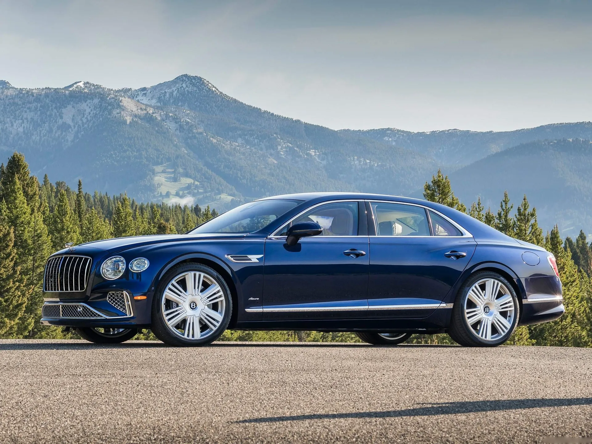 Bentley Flying Spur Azure (2025)