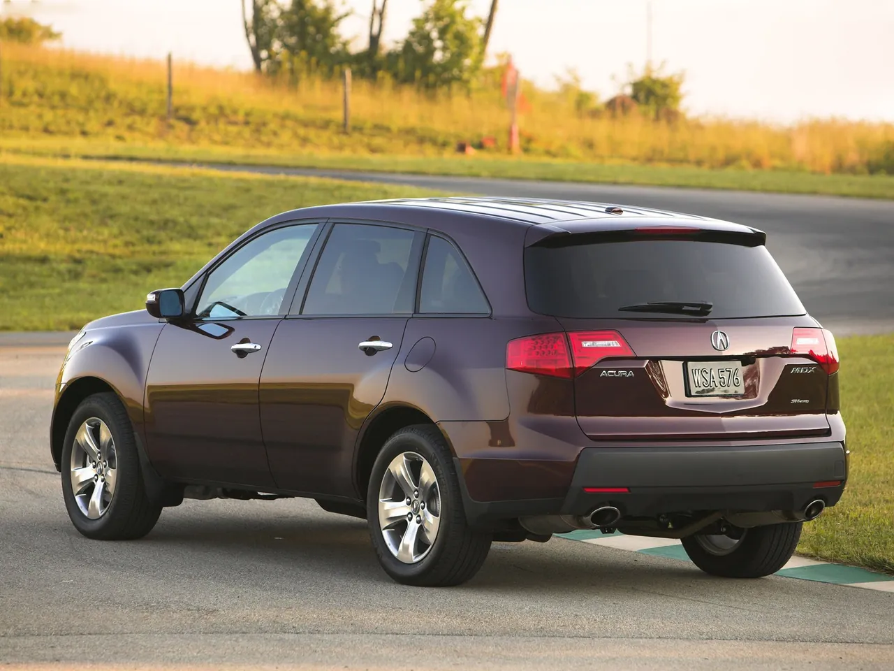 Acura MDX (2007) – zadní tříčtvrteční pohled