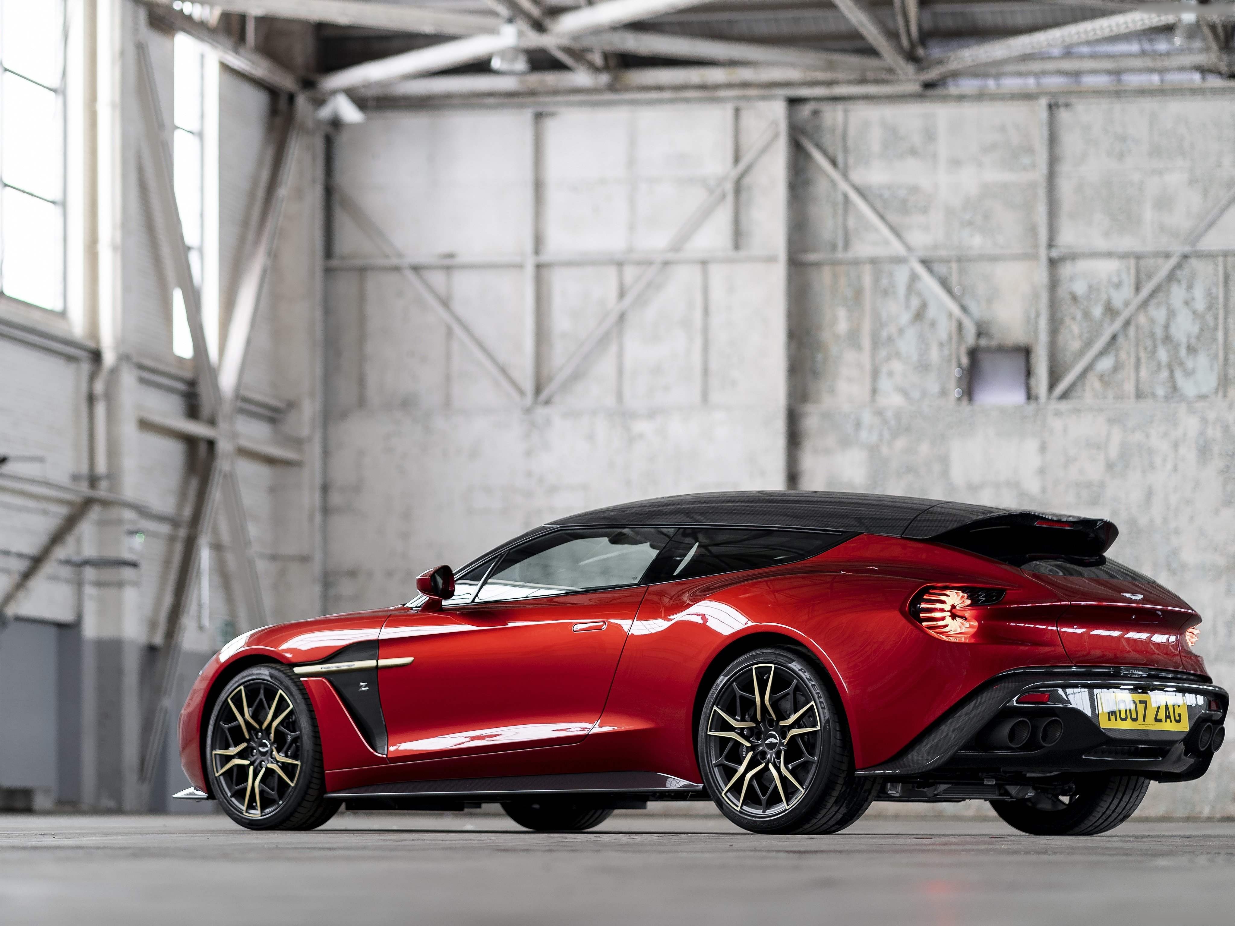 Aston Martin Vanquish Zagato Shooting Brake (2017) - Rear Three-Quarter