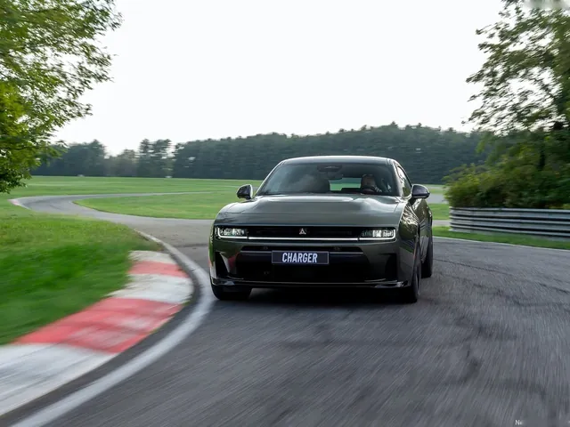 Dodge Charger Sixpack [EU] (2027)