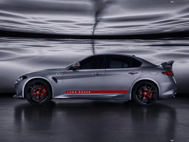 Alfa Romeo Giulia Quadrifoglio Luna Rossa (2026)