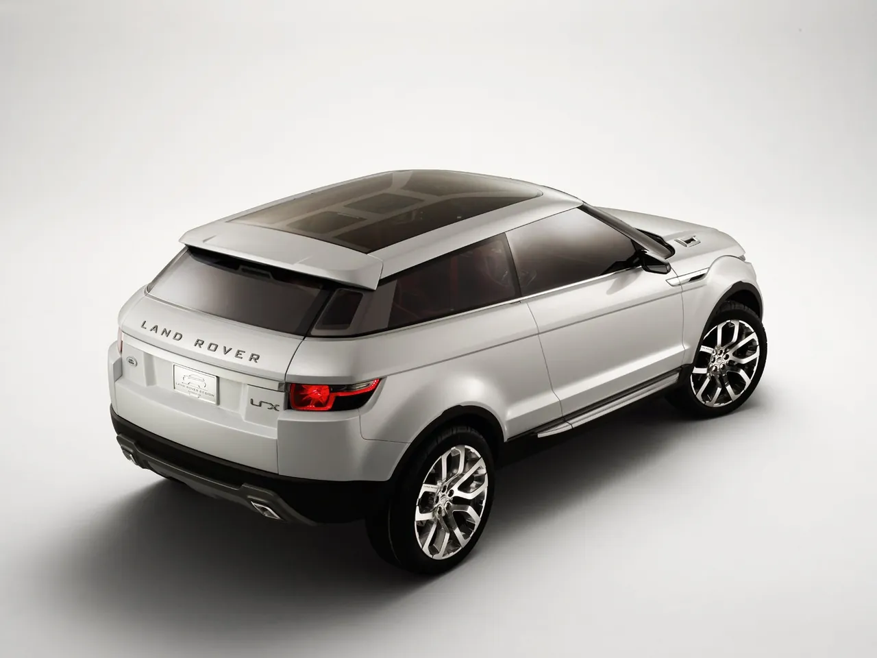 Land Rover LRX Concept (2008) - Rear Three-Quarter