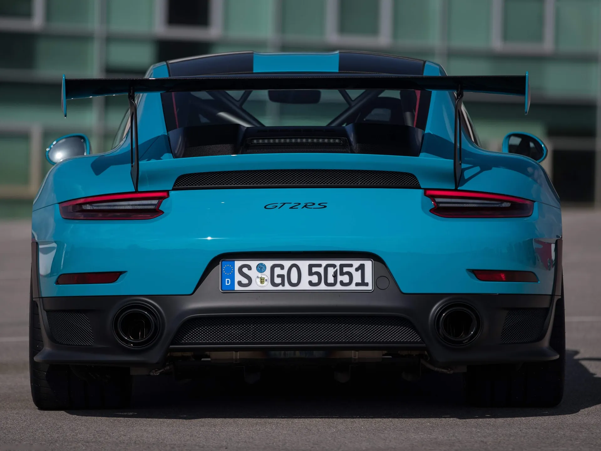 Porsche 911 GT2 RS (2018) – zezadu