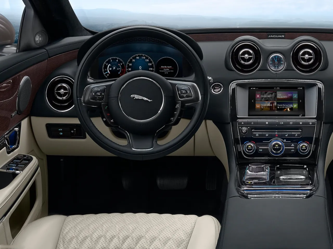 Jaguar XJ (2016) – interiér